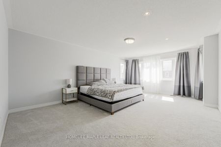 For Lease - 118 Lorne Thomas Place, New Tecumseth, Ontario - Photo 4