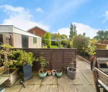 3 bedroom semi-detached house to rent - Photo 5