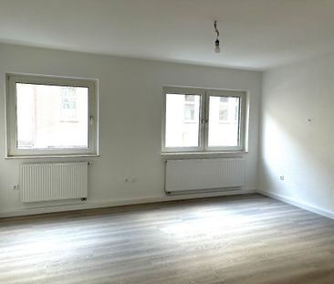 Helle 2-Zimmer Wohnung mit Balkon – Annastraße - Photo 1