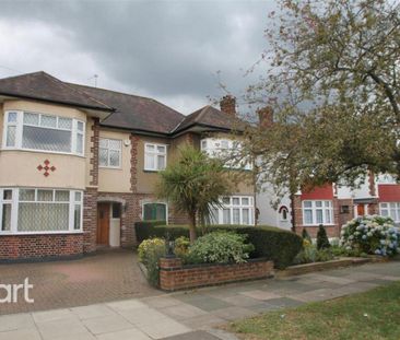 3 bedroom semi-detached house to rent - Photo 1