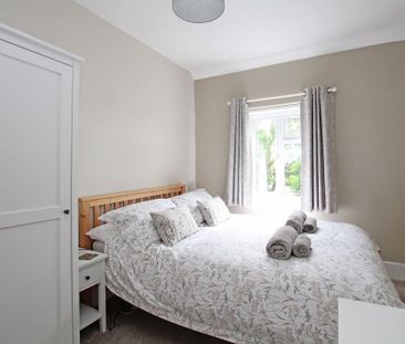 2 bedroom semi-detached house to rent - Photo 5