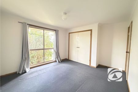 WHAT A GEM IN A GREAT LOCATION - Photo 4