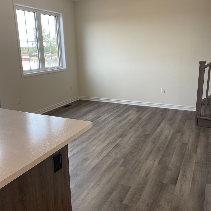 For Lease - 899 Ash Gate, Milton, Ontario - Photo 1