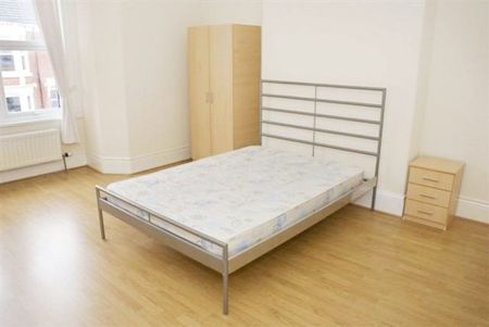 4 Bed - Rokeby Terrace, Heaton - Photo 3