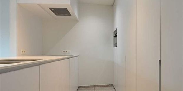 Appartement te huur in Poperinge voor € 975 met 2 slaapkamers - Foto 1