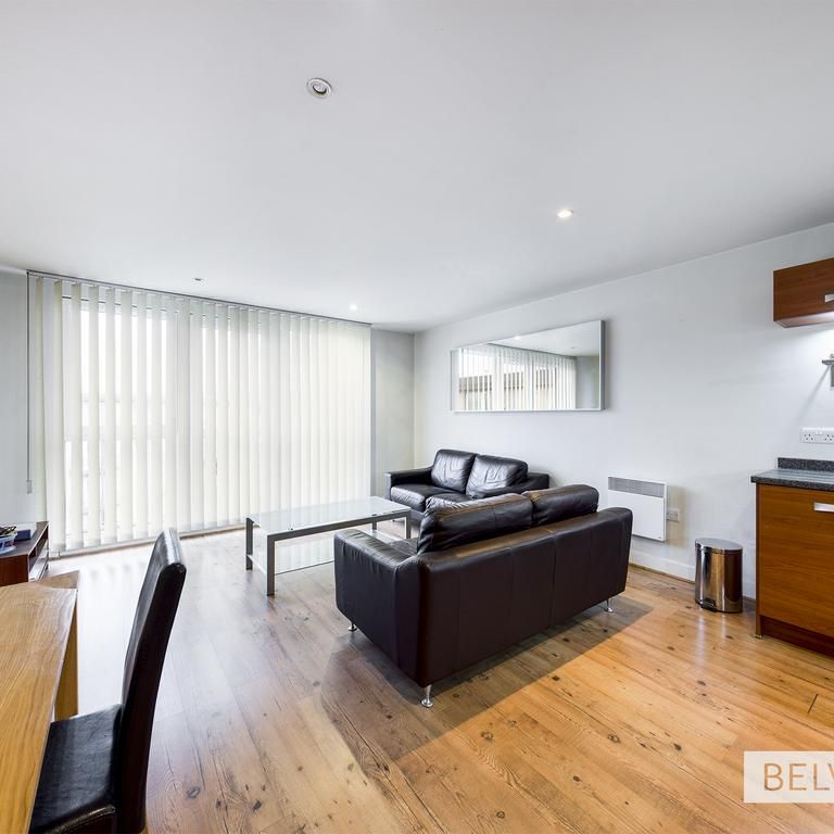 2 bedroom flat to rent - Photo 1