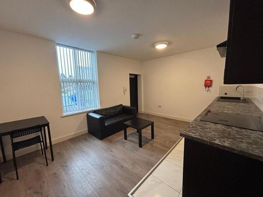 1 bedroom flat to rent - Photo 1