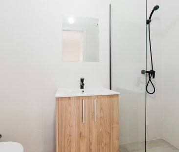 Carrer d' Antonio Ponz, Valencia, Valencian Community 46011 - Foto 3