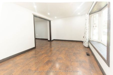 For Lease - 76 McCaul Street, Brampton, Ontario - Photo 4