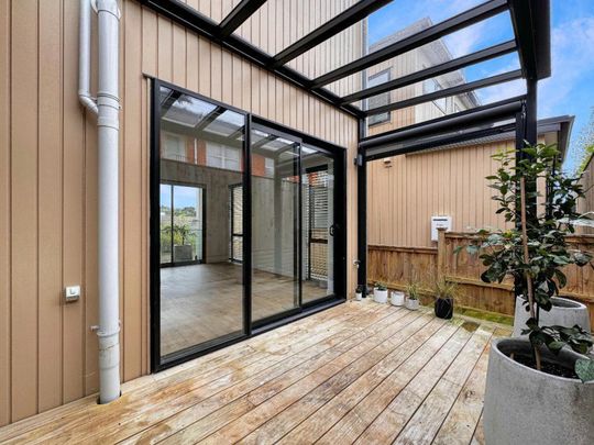 49B Northboro Road, Belmont - Photo 1