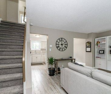 For Lease - 159 Old Carriage Drive, Kitchener, Ontario - Photo 4