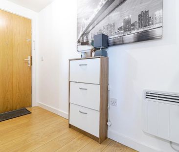 2 bedroom apartment to rent - Photo 3