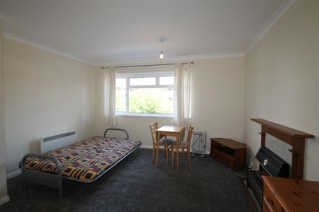 1 bed studio flat to rent in High Road, Bushey, WD23 - Photo 5
