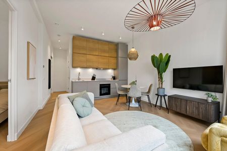 Appartement te huur: Laan van Meerdervoort 342-C 2563 BA Den Haag - Photo 2