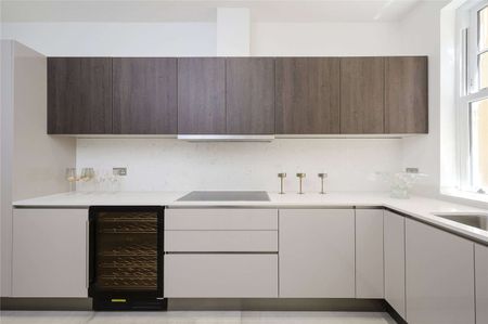 A superb four bedroom home set within a secure and secluded gated development. - Photo 5