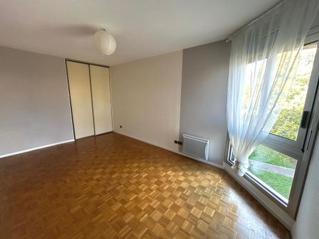 Location Appartement 3 pièces 73m² DIJON 21000 - Photo 2
