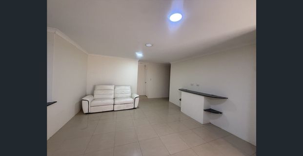 SPACIOUS FAMILY HOME WITH SOLAR - HOME OPEN 16.02.2026 @4.30PM - Photo 1