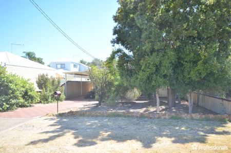 24 Cemy Place, Kewdale WA 6105 - Photo 4