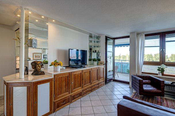 Bright, spacious apartment in southern Haidhausen - Photo 1