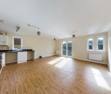 Greenaways, Ebley, Stroud, Gloucestershire, GL5 - Photo 1