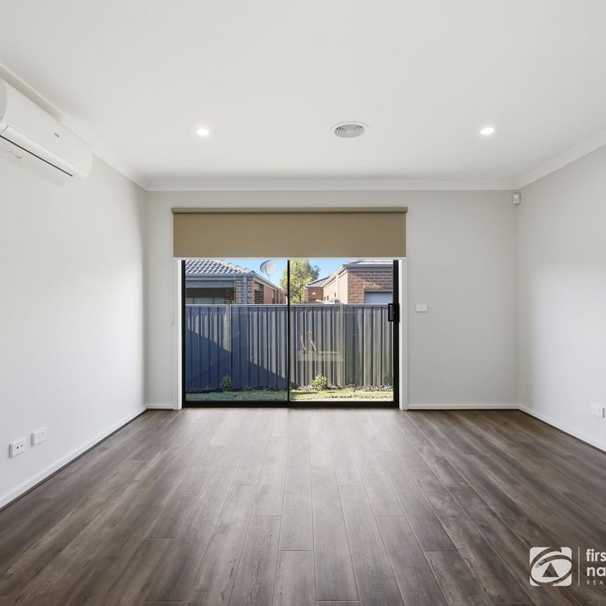 Brand New 4 Bedroom Home - Photo 1