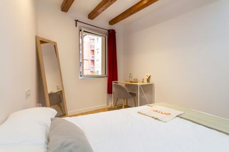 Carrer del Poeta Cabanyes, Barcelona, Catalonia 08004 - Photo 2