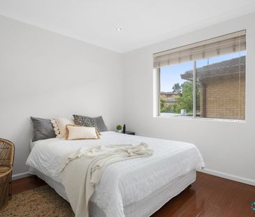 BEAUTIFUL 2 BEDROOM UNIT AND FANTASTIC LOCATION - Photo 6