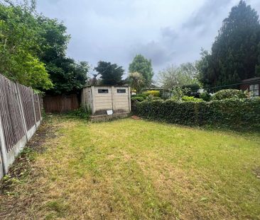 1 bedroom in a house share to rent - Photo 4