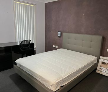 Large Share house in Central Location! ALL Bills included! NEWLY Fu... - Photo 2