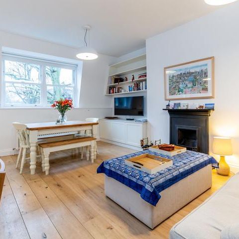 MODERN 2 BED MINS TO TUBE!, 2 Bedroom, 1 bath, 1 reception Flat - Photo 1