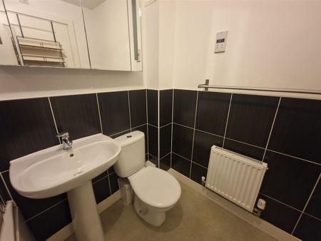 Cherry Crescent, Penllergaer, SA4 9FG, Swansea - Photo 5