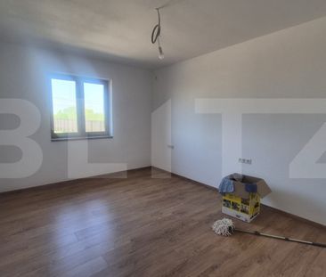 Casa cu 3 camere de inchiriat, 120 mp, teren 950 mp, Balta B - Photo 1