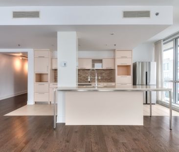 Condo for rent, Montréal (Ville-Marie) - Photo 6