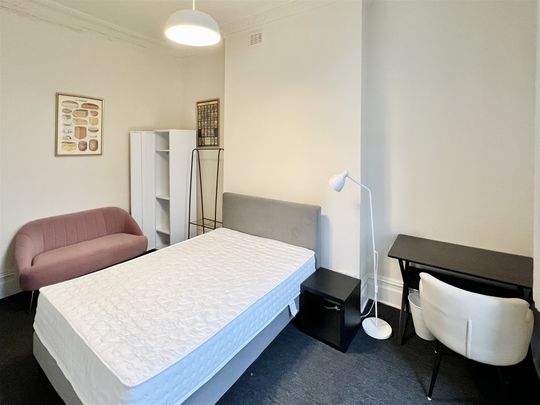 Fortess Road, London - Photo 1