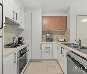 Quiet Unit with Two Carparks - Photo 5