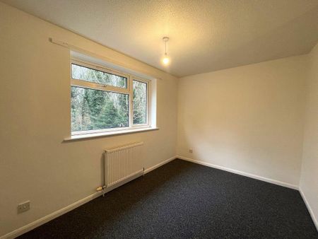 2 bedroom semi-detached house to rent - Photo 5