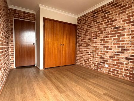 Duplex in Sought After Bossley Park! - Photo 2