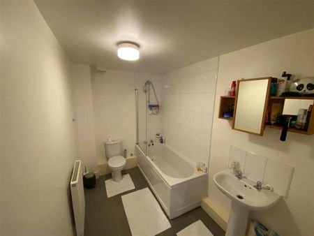 1 bedroom apartment to rent - Photo 4