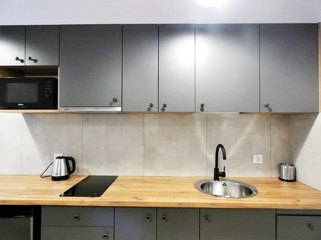 Łódź Łódź-Śródmieście, Piotrkowska - Photo 2