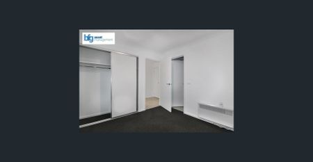 Modern 2-Bedroom Townhouse With Carport in Clyde - Photo 4