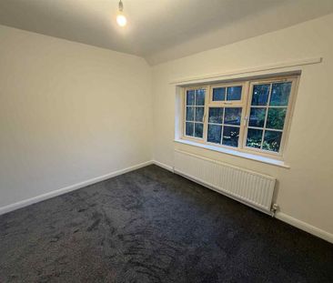 2 bedroom semi-detached house to rent - Photo 2