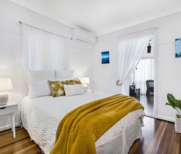 4 Higlett Street, Scarborough QLD 4020 - House For Rent | Domain - Photo 5