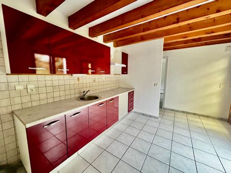 Location Appartement 4 pièces 63m² ST JEOIRE PRIEURE 73190 - Photo 5