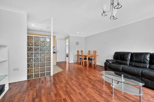 Apt 9 23 Rugby Parade, BELFAST, BT7 1PY - Photo 1