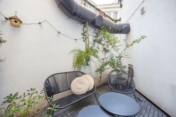 Stijlvol éénslaapkamer appartement met terras - Photo 1