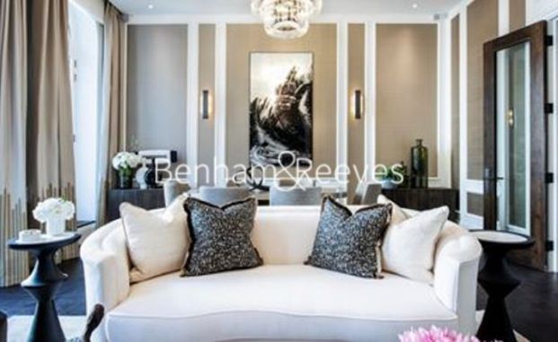 2 Bedroom flat to rent in Prince of Wales Terrace, Kensington, W8 - Photo 1