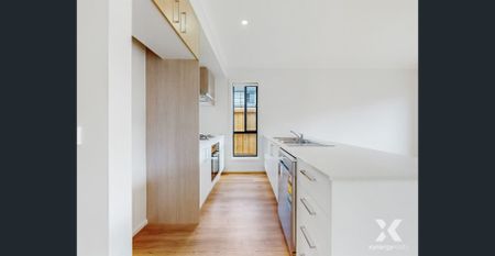 Easy-Care Living in a Connected Diggers Rest Pocket - Photo 4