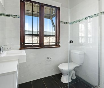 51 Mary Street, Mount Lofty - Photo 3