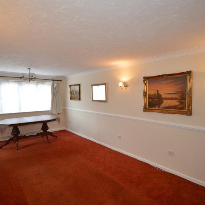 2 bedroom property to rent - Photo 1