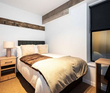 1 bedroom in a flat share to rent - Photo 5